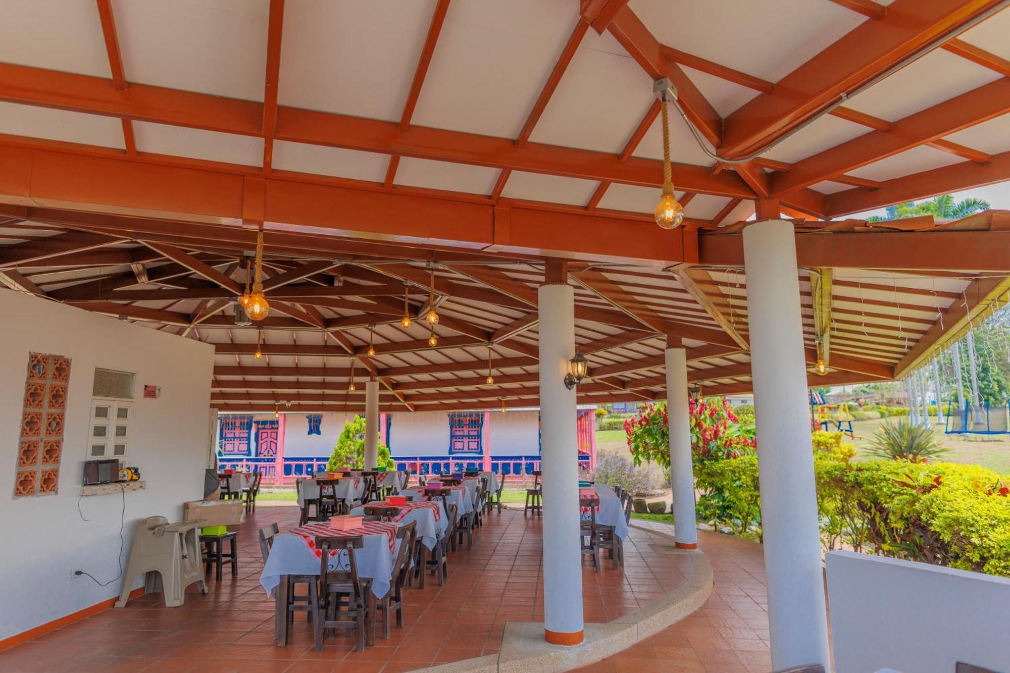 Hotel Arrayanes Del Quindio Montenegro Extérieur photo